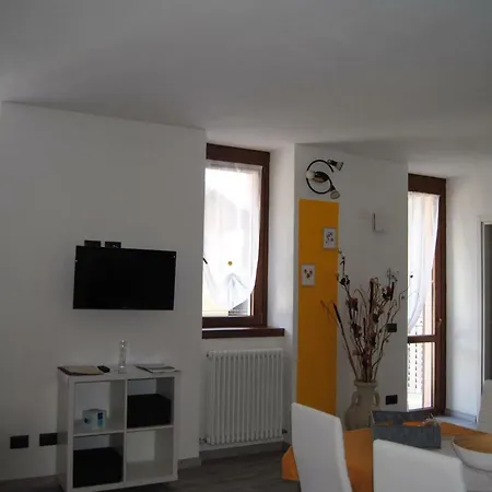 Casa Da Greta Daire Lezzeno