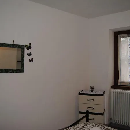 Casa Da Greta Lägenhet Lezzeno