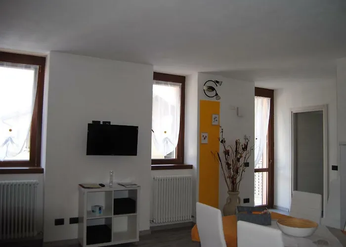 Casa Da Greta Lägenhet Lezzeno